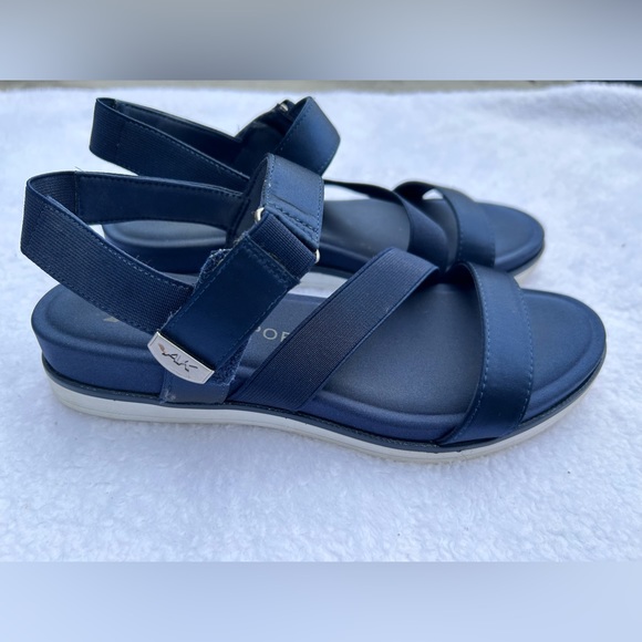 Anne Klein Sport Womens Navy Blue Size 6.5 Sandals - Picture 3 of 9